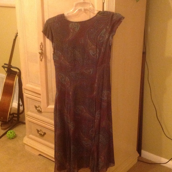 Brown Paisley Dress - Picture 4 of 4