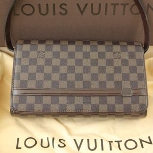 ⛔️SOLD⛔️ Authentic LOUIS VUITTON TRIBECA DAMIER