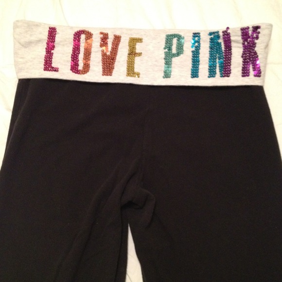 Bundle yoga pants & make up foundation