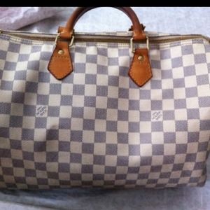 🔴SOLD🔴Louis Vuitton Speedy Authentic