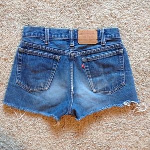 ❌SOLD❌Levi's High-waisted Denim Shorts