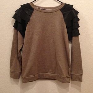Ruffle Leather Sleeve Sweat Shirt