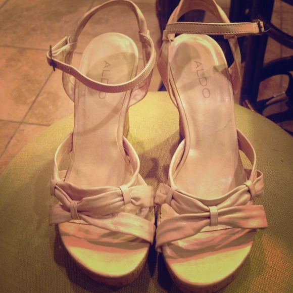 Cream colored Aldo wedges size 10
