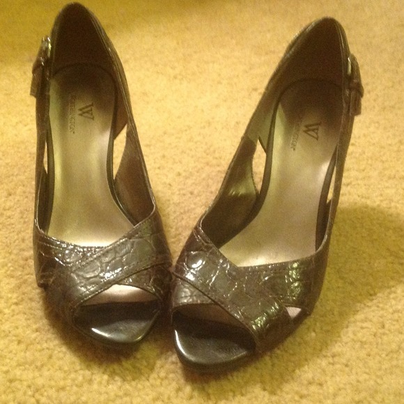Just Reduced!!!   Brown Faux Croc Peep Toe Pumps - Picture 4 of 4