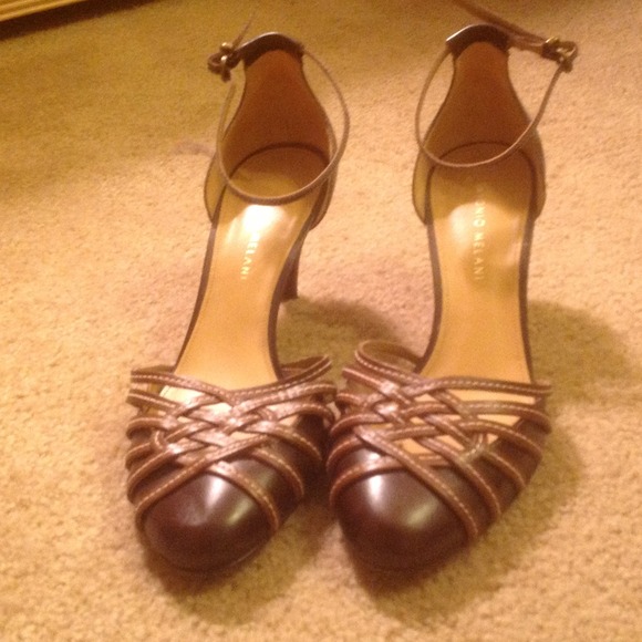 Just Reduced!!   Antonio Melani Light Brown Pumps