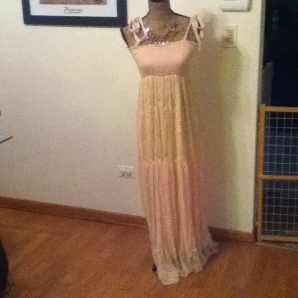 Maxi dress XML