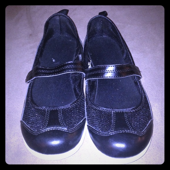 Black Danskin Shoes