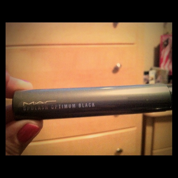 ✨SOLD✨Mac opulash mascara