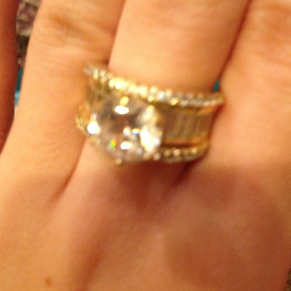 Diamond ring - Picture 4 of 4