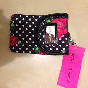 Betsy Johnson Dotty Rose wristlet