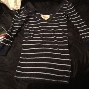 Hollister Top :)