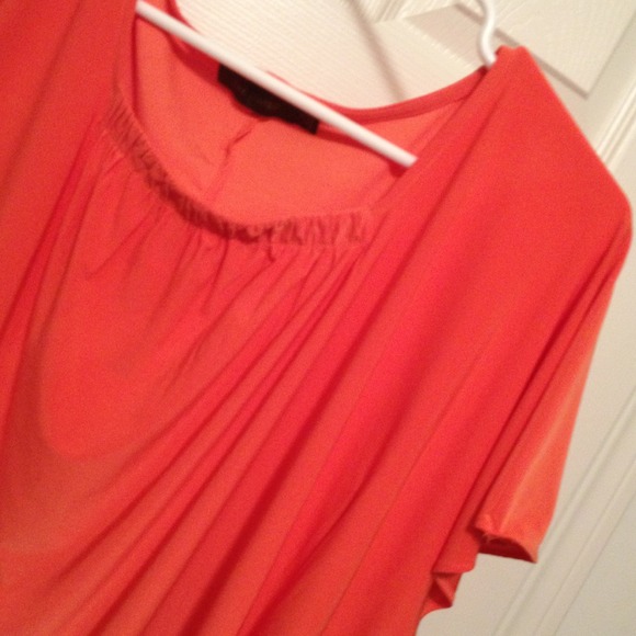 Blouse DONATED π - Picture 2 of 3