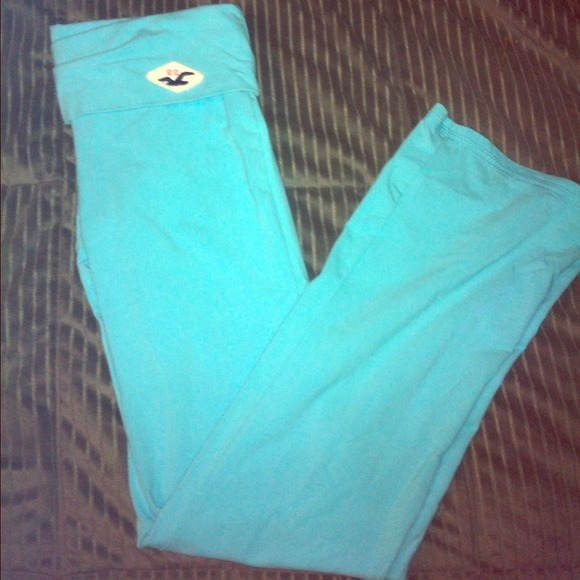 Hollister yoga pants