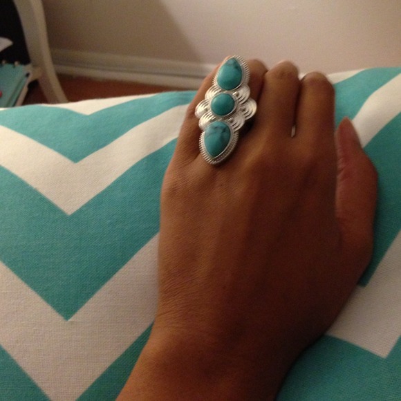 Ring - Picture 2 of 2