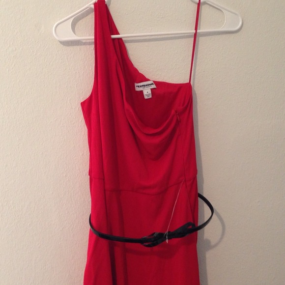 ❌❌SOLD in bundle❌❌Kate Young red dress - Picture 2 of 4