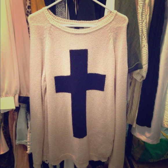 LOWERED! Oversized beige cross sweater SZ L - Picture 1 of 2