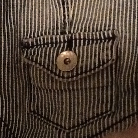 Vest - Picture 3 of 3