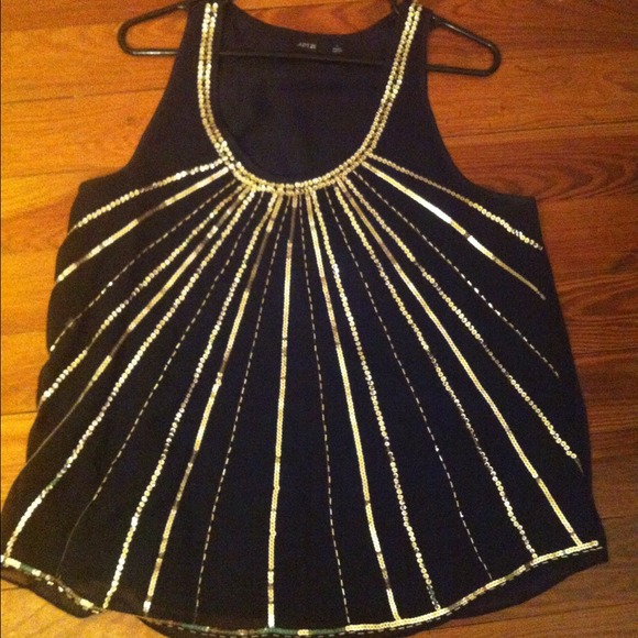Apt 9 size L sequin top