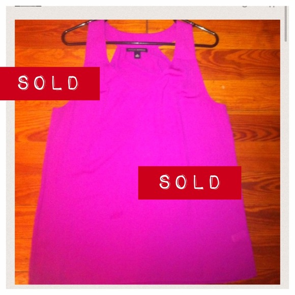 **SOLD**Banana Republic size 14 fuschia top