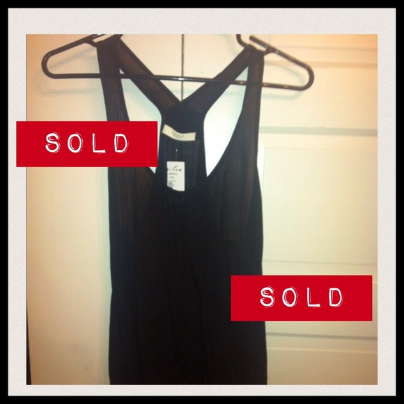 ***SOLD***NWT Margret size L black racerback tank
