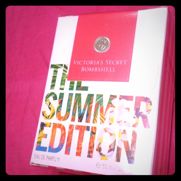 Victoria's Secret Bombshell Summer Edition Parfum