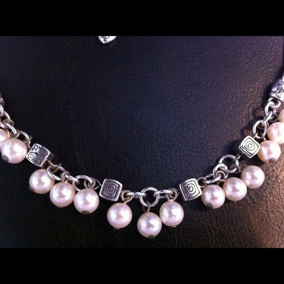 Brighton pearl necklace