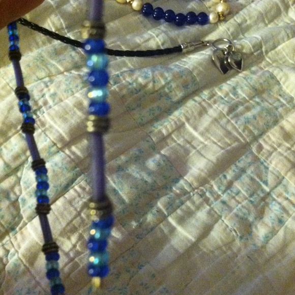 Necklace - Picture 2 of 2