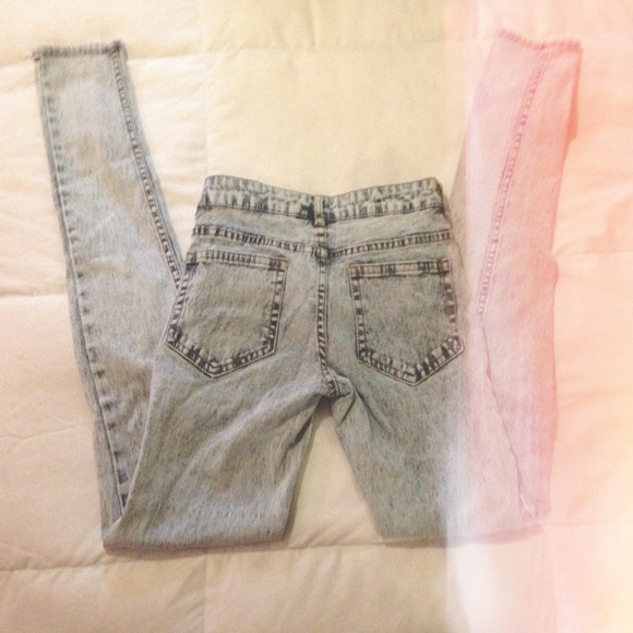 Acid washed skinnies