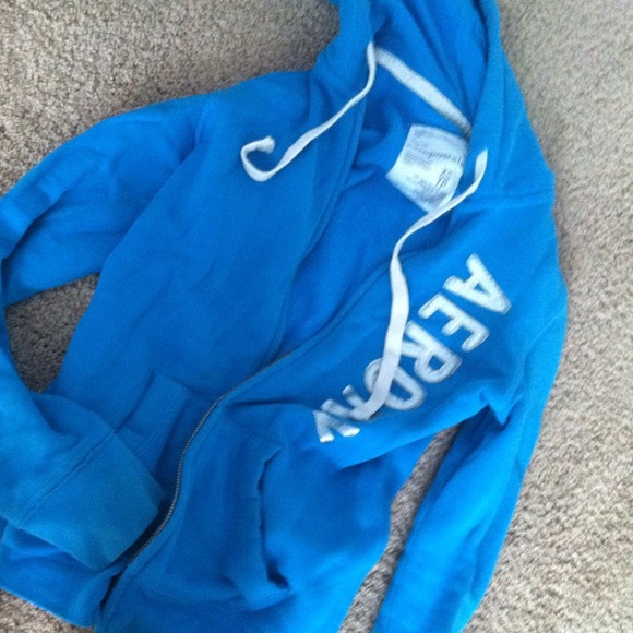 Aeropostale sweat shirt