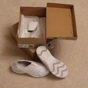 Easy spirit work shoes