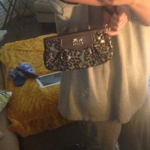 Sold locally - Picture 4 of 4