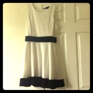 Black and white party dress !