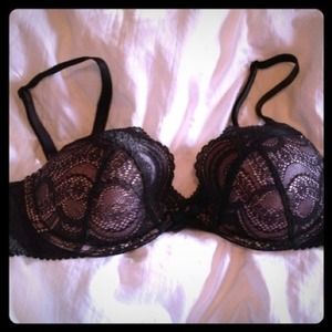 36C pink & black lace victoria's secret bra