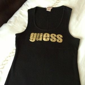 Guess top 🎉SOLD