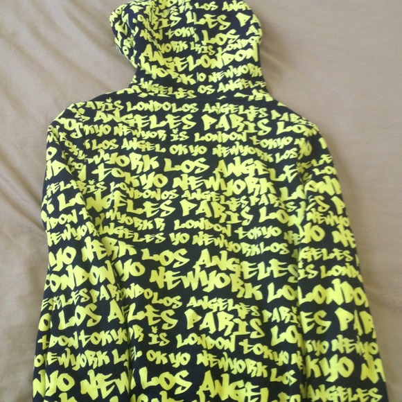 Jacket - Picture 3 of 4