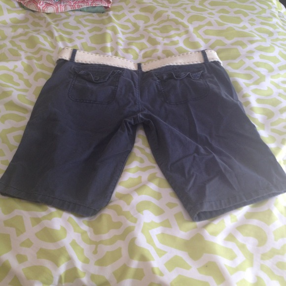 Hollister capris - Picture 2 of 2