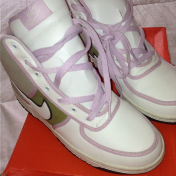 Vandals - Picture 2 of 3