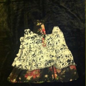 Buckle - BKE tank top medium