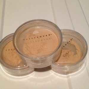2 buffs & medium sheer cover minerals powder