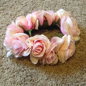 Beautiful flower headband!