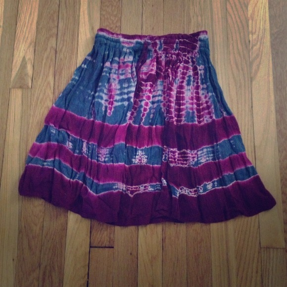 Grey and Maroon Tie Dye Skirt - X-Small/Small
