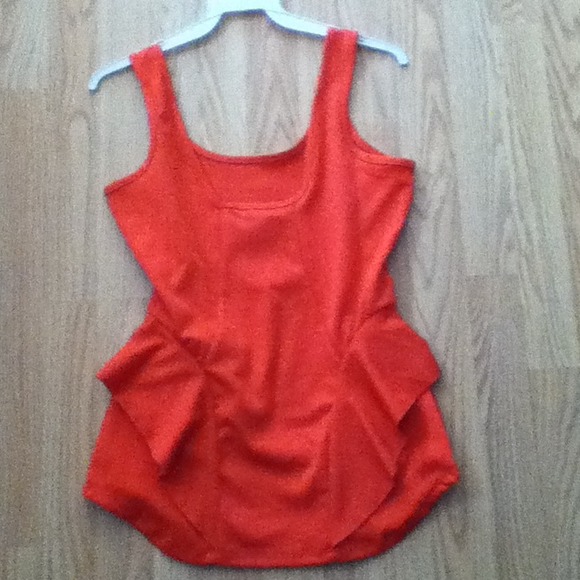 Top - Picture 2 of 2