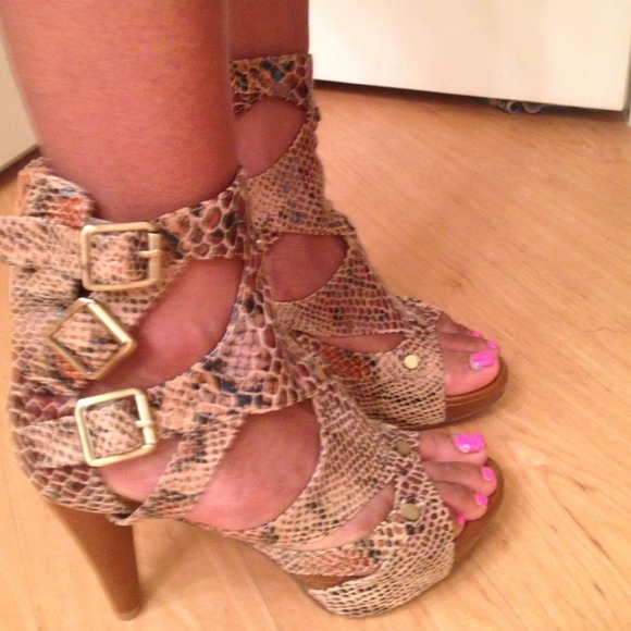 🎉HOST PICK 9/15🎉Jeffrey Campbell Ibiza Last boot - Picture 2 of 4