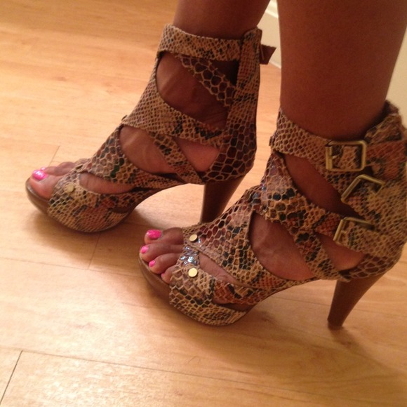 🎉HOST PICK 9/15🎉Jeffrey Campbell Ibiza Last boot - Picture 3 of 4