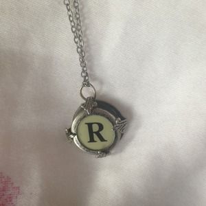 Vintage looking initial necklace. Letter R.