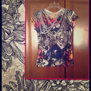 Cache top with rhinestone studs