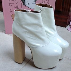 Jeffrey Campbell "Big Love"