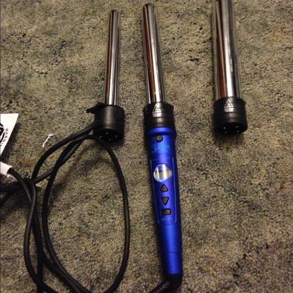 Nume Titan 3 curling wand (make offers)