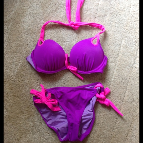 SOLD💗🎉🎊Victoria's Secret Brand New Bikini - Picture 2 of 4