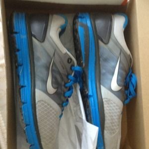 Nike running shoes with Nike plus ability